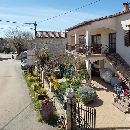Fabich Apartment Veleniki